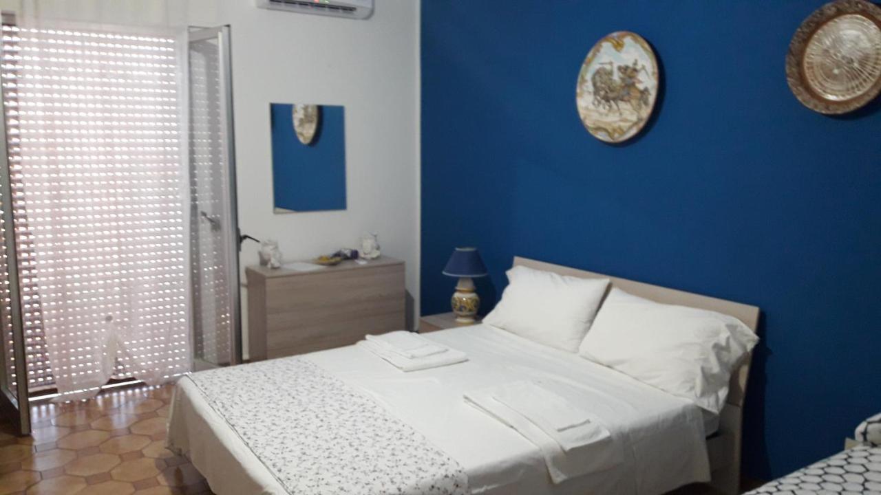 B&B Maia House Santo Stefano di Camastra Kültér fotó